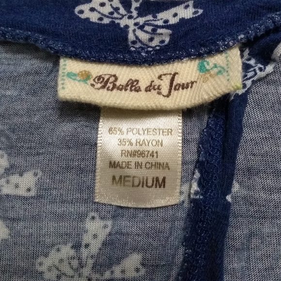 Split Back Crop Top - Picture 6 of 7